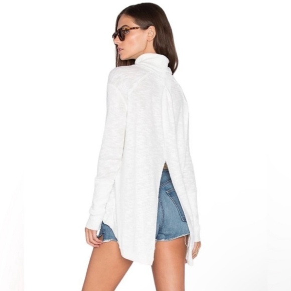 Free People Tops - Free People Tara Split Back Turtleneck Top Size Large Ivory Slub Knit‎